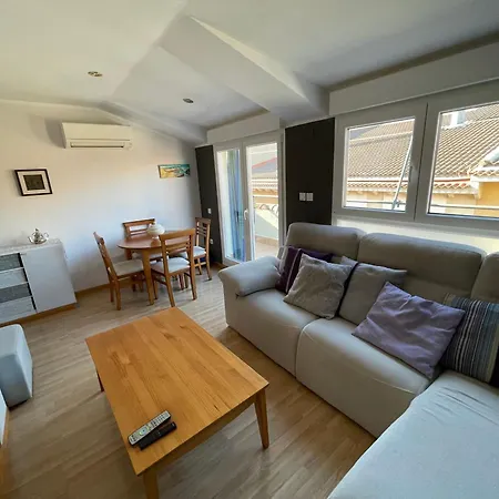 Atico Junto A Mercado Central, Con Parking Gratis